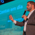 Vice-governador participa da abertura da Sicredi Indumóveis 2025
