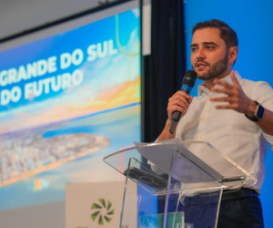 Vice-governador apresenta dados sobre reconstrução do Estado em Santa Rosa Vice-governador apresenta dados sobre reconstrução do Estado em Santa Rosa