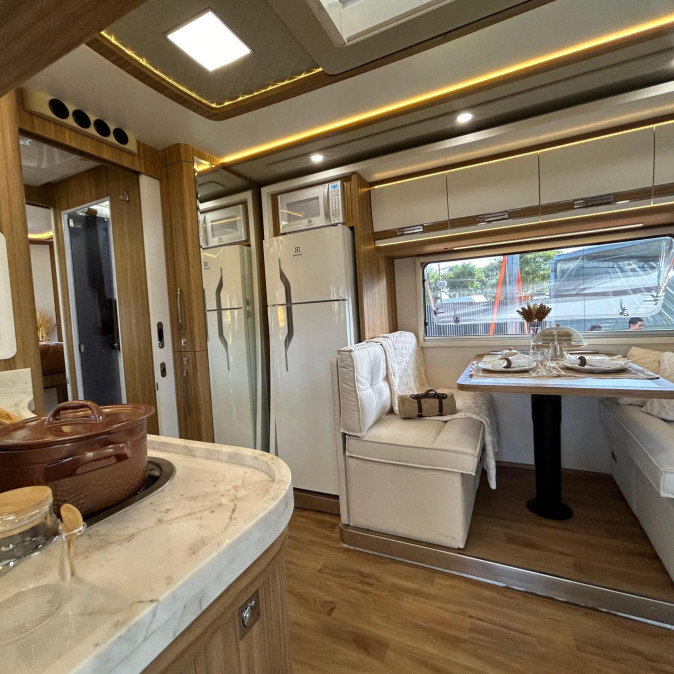 Motorhome, carros elétricos e concessionárias são atrativos da Sicredi Indumóveis 2025